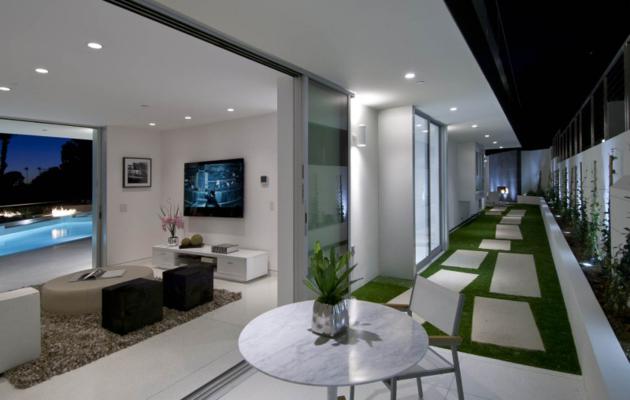 10 Million Doheny Residence in Hollywood Hills (14)